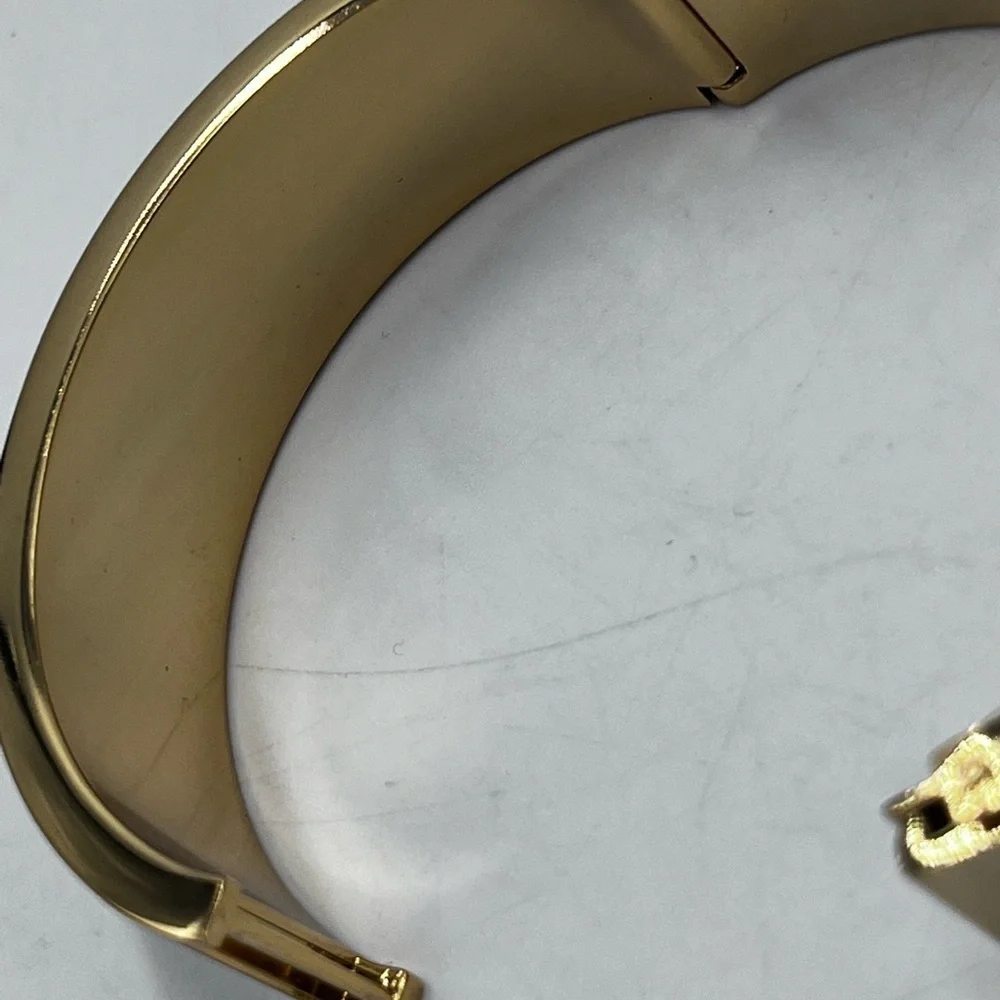 J Crew Tortoise Gold Hinge clamp bracelet Bangle‎ Width: 3/4
